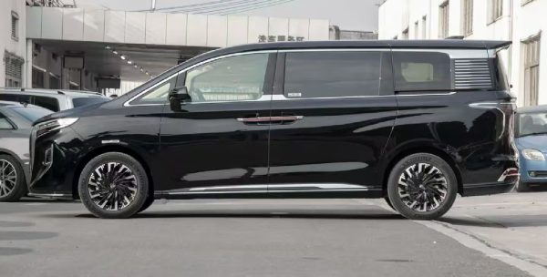 2024 model official version Red Flag Red Flag / Red Flag HQ9 / mid-size MPV - 图片 3